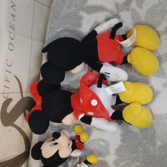 Disney 4 Piece Pack Mickey and Minnie Mouse Plush Toy Set - Red, Yellow, Black - Picture 6 of 6